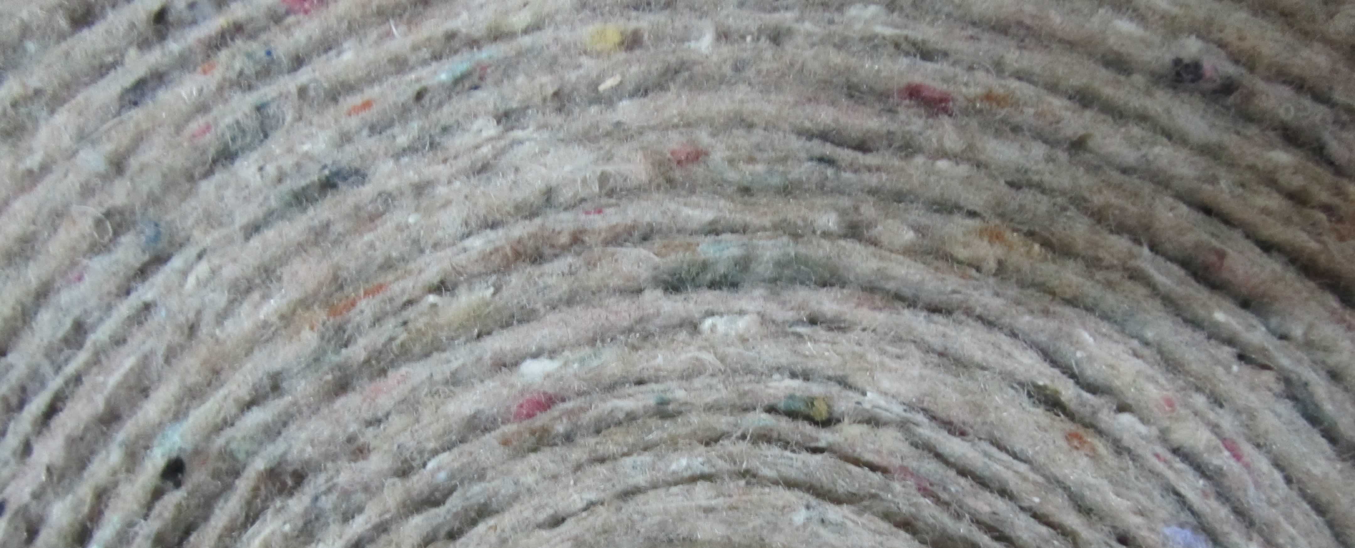 Oil absorbent felt